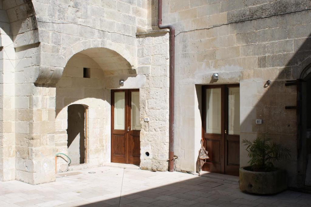 Dimora Storica "Casa Sicuro" Martano Exterior foto