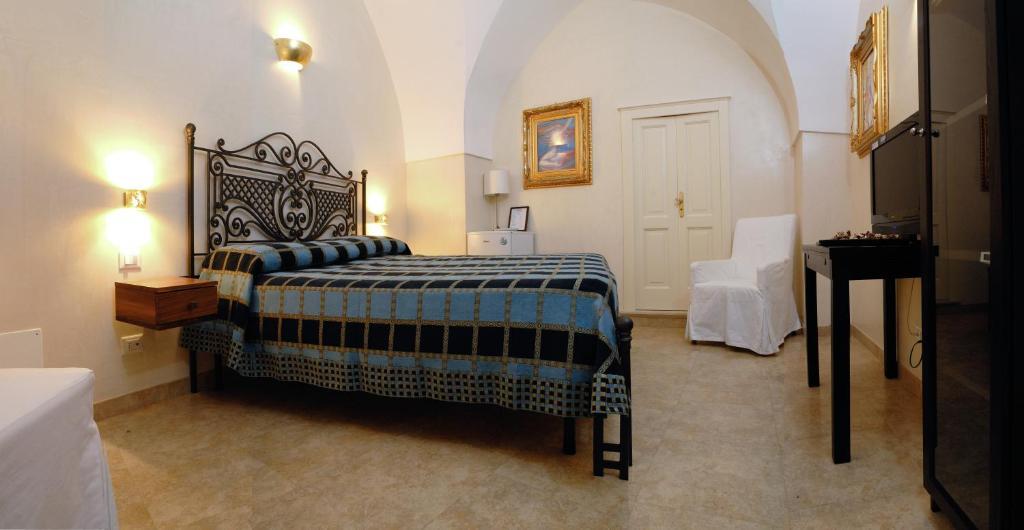 Dimora Storica "Casa Sicuro" Martano Exterior foto