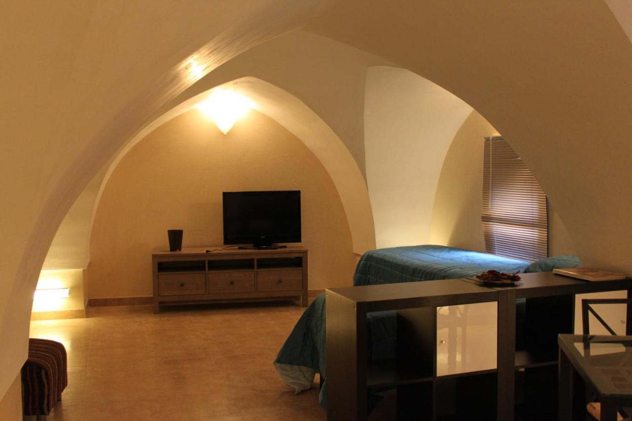 Dimora Storica "Casa Sicuro" Martano Quarto foto